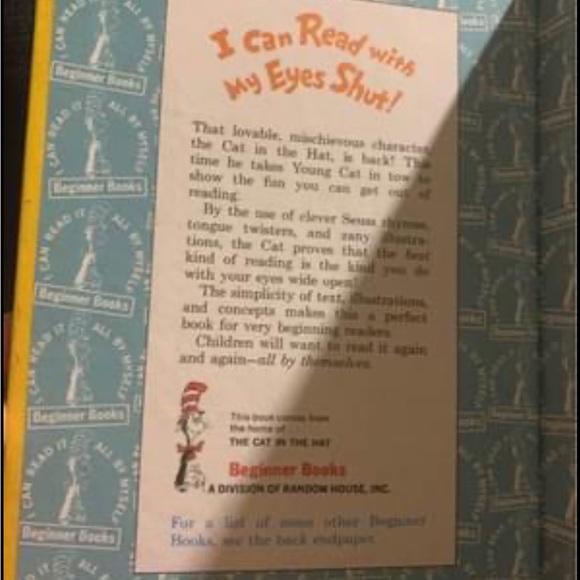 Dr Seuss book I Can Read With My Eyes Shut . Copyright 1978 - Picture 3 of 5